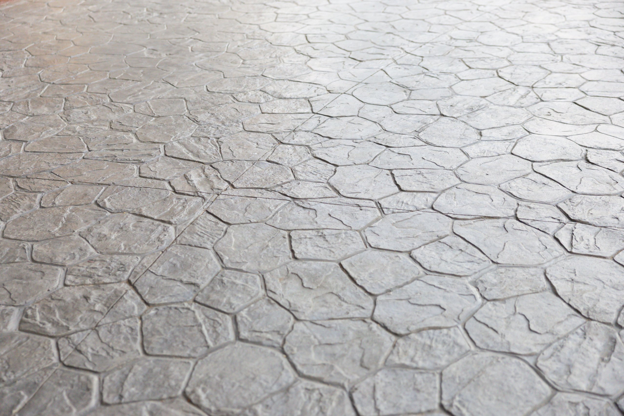 Stamped cobblestone concrete pattern